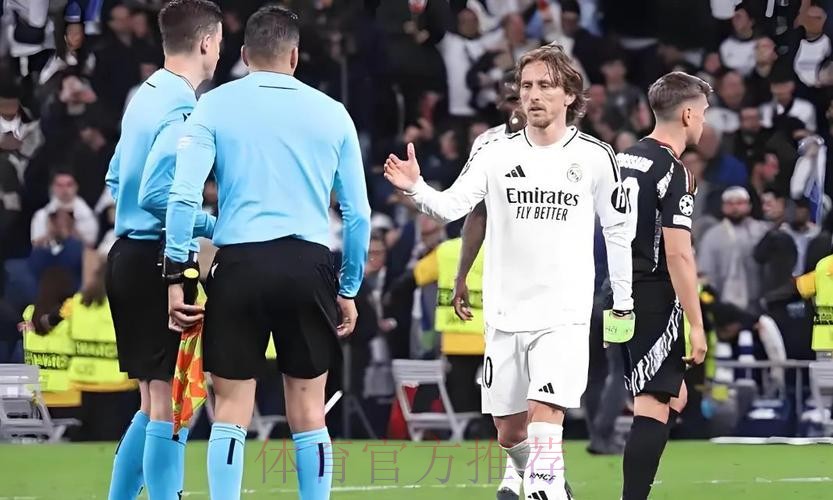 官宣!皇马6300万钝枪免费离队 51场仅3球5助攻 官宣!皇马6300万钝枪免费离队 51场仅3球5助攻